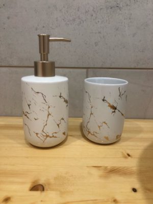 Nordic Ceramic Bathroom Accessories Set photo review